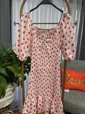 Jessica Simpson White Dress with Red Strawberry Print